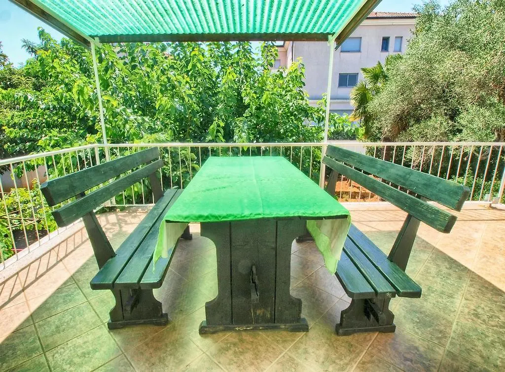 Apartments Milan 1457 Rovinj 0*,  Croatia