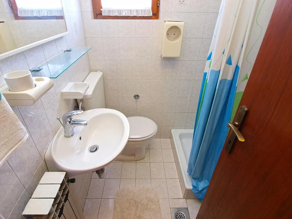 Apartments Milan 1457 Rovinj